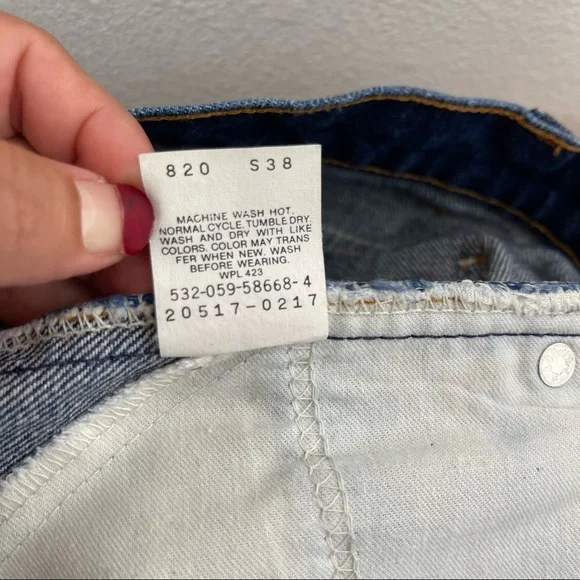 Levi's ORANGE TAB 517 Vintage Jeans Denim Cutoff Mom Shorts High Waist Size 38 - Picture 10 of 16